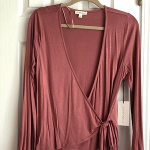 Wrap long sleeve shirt